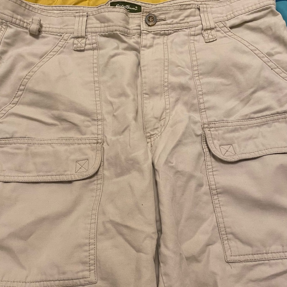 Eddie Bauer cargo shorts